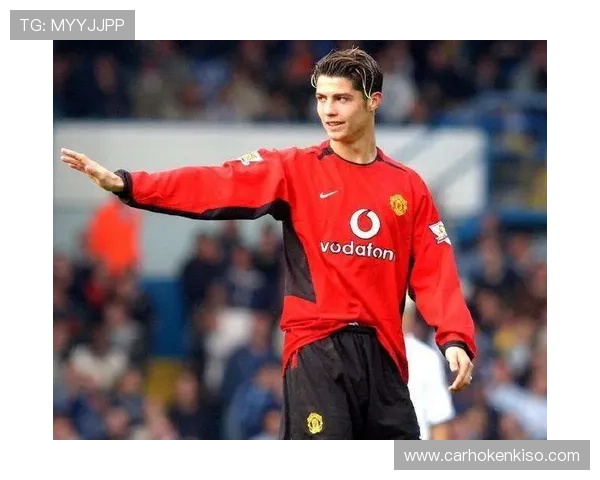 官方阿贾克斯签19岁边锋卡里索